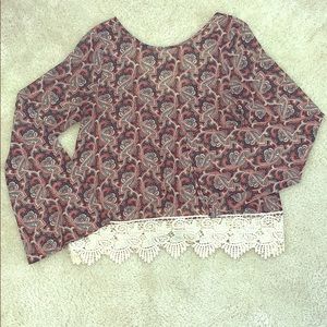 Lace trim long sleeves